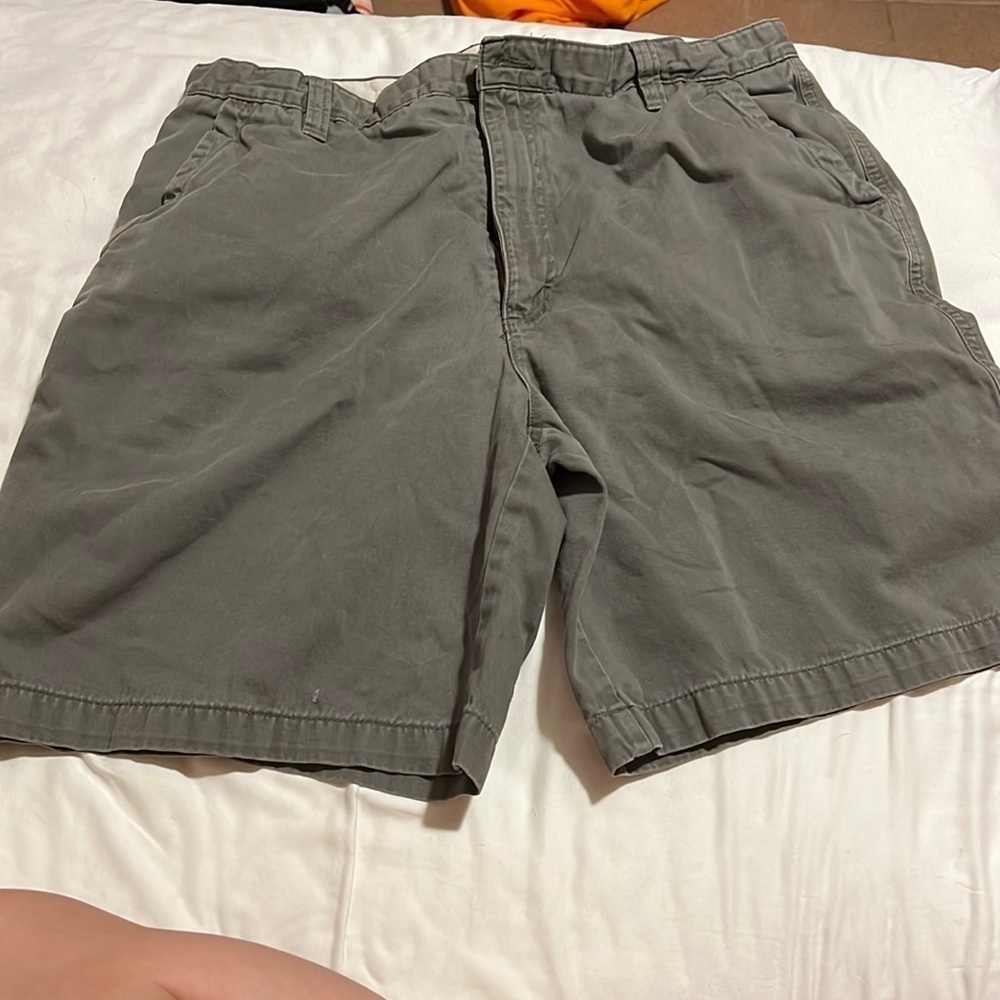 COPY - Size 36 gray shorts